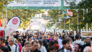 Il centro di Torino ospiterà Terra Madre Salone del Gusto 2026, un'edizione speciale che celebra il 40esimo anniversario di Slow Food Italia Il centro di Torino ospiterà Terra Madre Salone del Gusto 2026, un'edizione speciale che celebra il 40esimo anniversario di Slow Food Italia