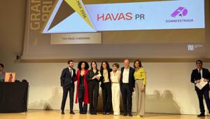 A Roma la cerimonia di The PRize, il premio italiano delle Relazioni Pubbliche promosso da UNA. Grand Prix assegnato alla campagna Calendario Rosso 2026 di Havas PR Milan per Associazione DONNEXSTRADA. Premio alla Carriera a Rosy Russo A Roma la cerimonia di The PRize, il premio italiano delle Relazioni Pubbliche promosso da UNA. Grand Prix assegnato alla campagna Calendario Rosso 2026 di Havas PR Milan per Associazione DONNEXSTRADA. Premio alla Carriera a Rosy Russo