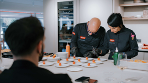 Miele festeggia i ventitré anni del flagship di Milano con un palinsesto di eventi gratuiti Miele festeggia i ventitré anni del flagship di Milano con un palinsesto di eventi gratuiti