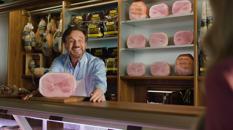 Parmacotto torna in comunicazione con Christian De Sica con la campagna firmata inTesta Parmacotto torna in comunicazione con Christian De Sica con la campagna firmata inTesta